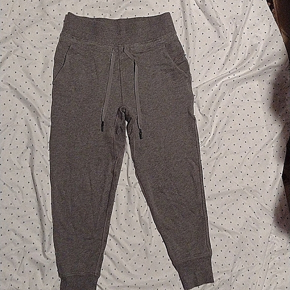 ❤️Lululemon ❤️ - Picture 2 of 4